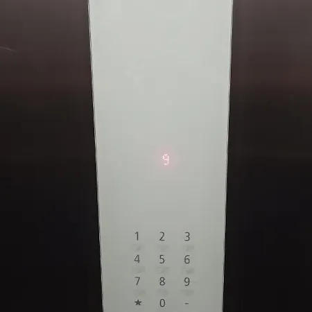 Apartamento Self Check-in Apartament Lotnisko Szpital Parking Targi *