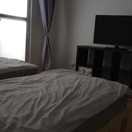 Apartment Self Check-in Apartament Lotnisko Szpital Parking Targi Poznan