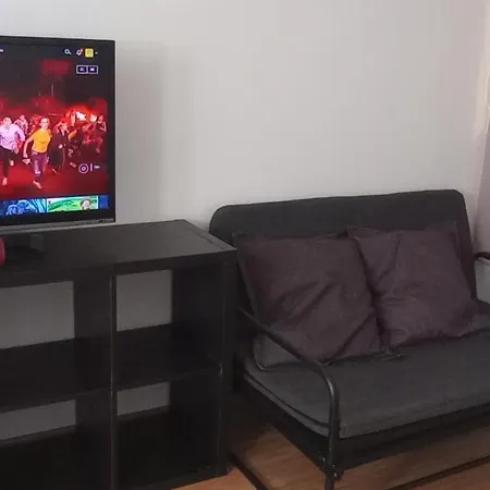 Self Check-in Apartament Lotnisko Szpital Parking Targi 아파트 *